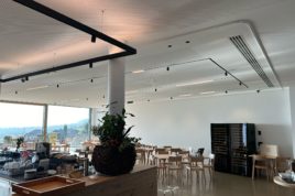 Maison des Vins: pose de plafonds acoustiques perforés