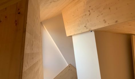 Rénovation et surélévation – Création de 2 appartements et 1 duplex